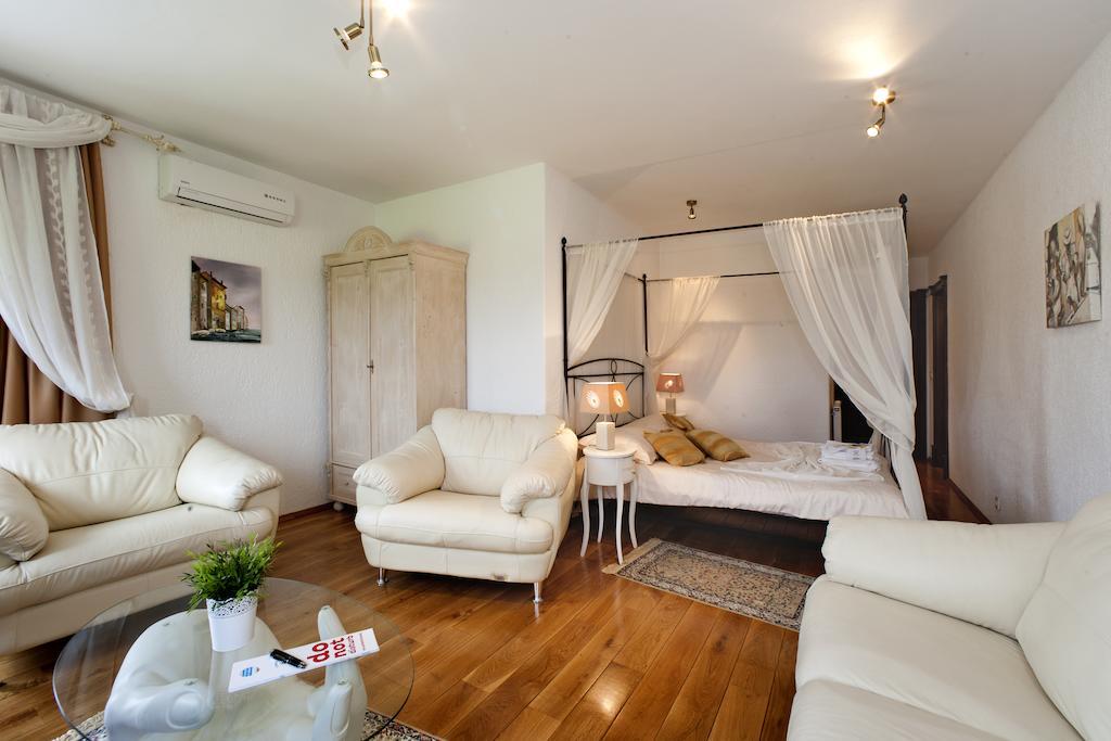 Villa Castello Rausch Valkarin Kamer foto