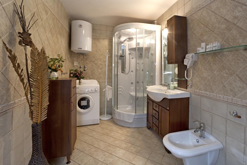 Villa Castello Rausch Valkarin Kamer foto