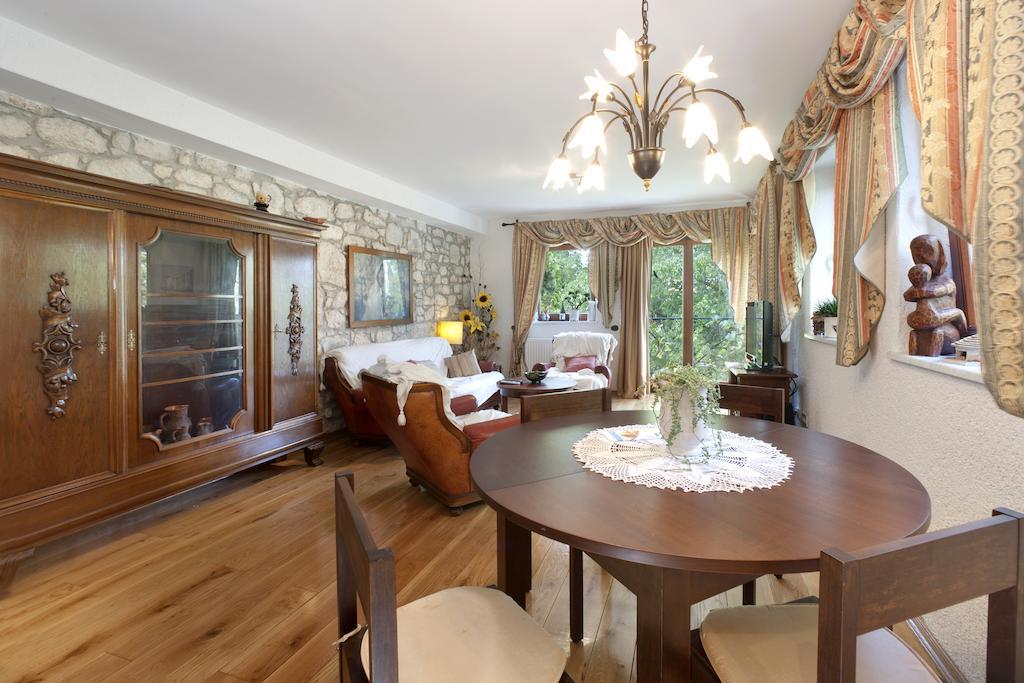 Villa Castello Rausch Valkarin Kamer foto