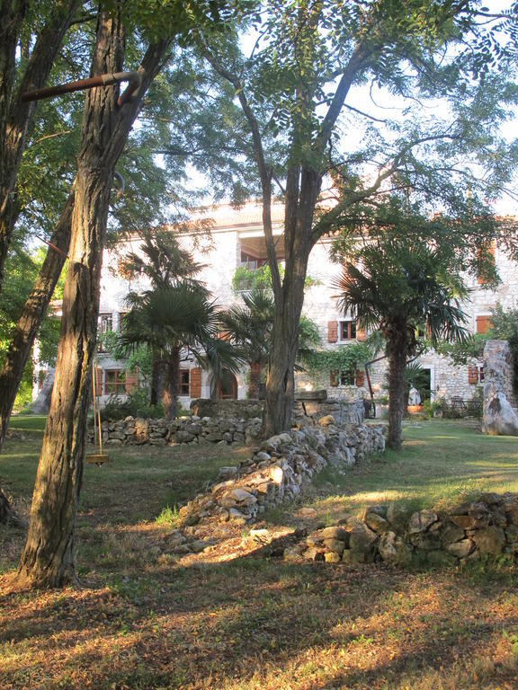 Villa Castello Rausch Valkarin Buitenkant foto