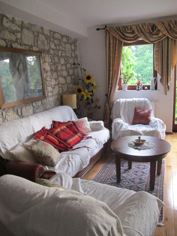Villa Castello Rausch Valkarin Kamer foto